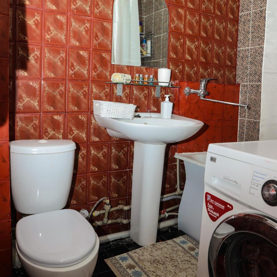 Reliablehouse 2-Х Комнатная Квартира В Центре Lejlighed Almaty Eksteriør billede